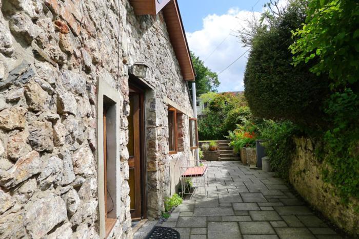 Swiss Cottage Tenby Exterior photo